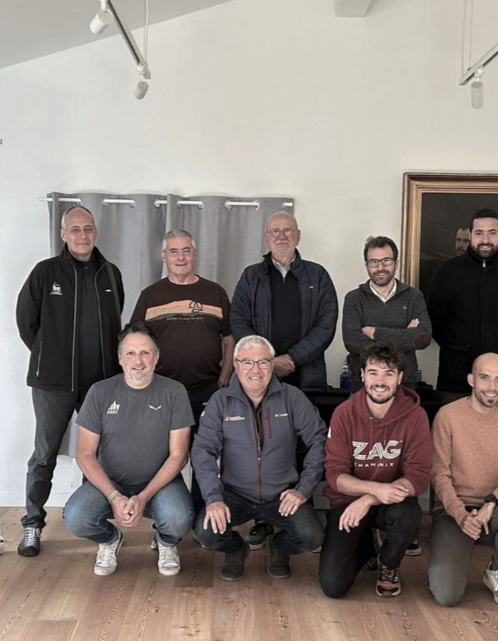 Miembros participantes en la reunión del proyecto DESIR