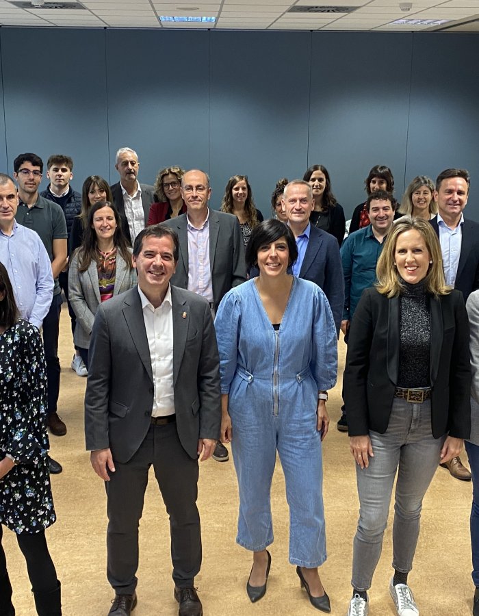 Foto de familia durante la presentación
