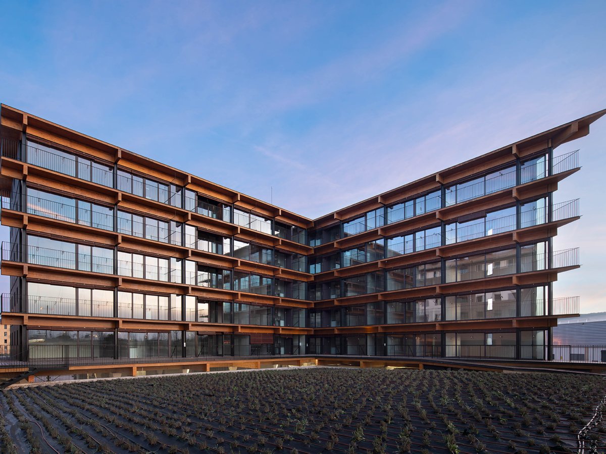 Foto edificio 4