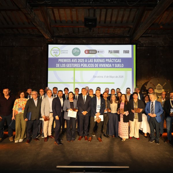Foto de familia de los premiados
